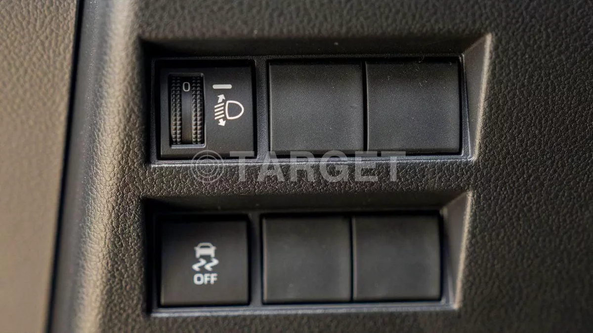 Toyota Land Cruiser GXR3 3.3L-20-0