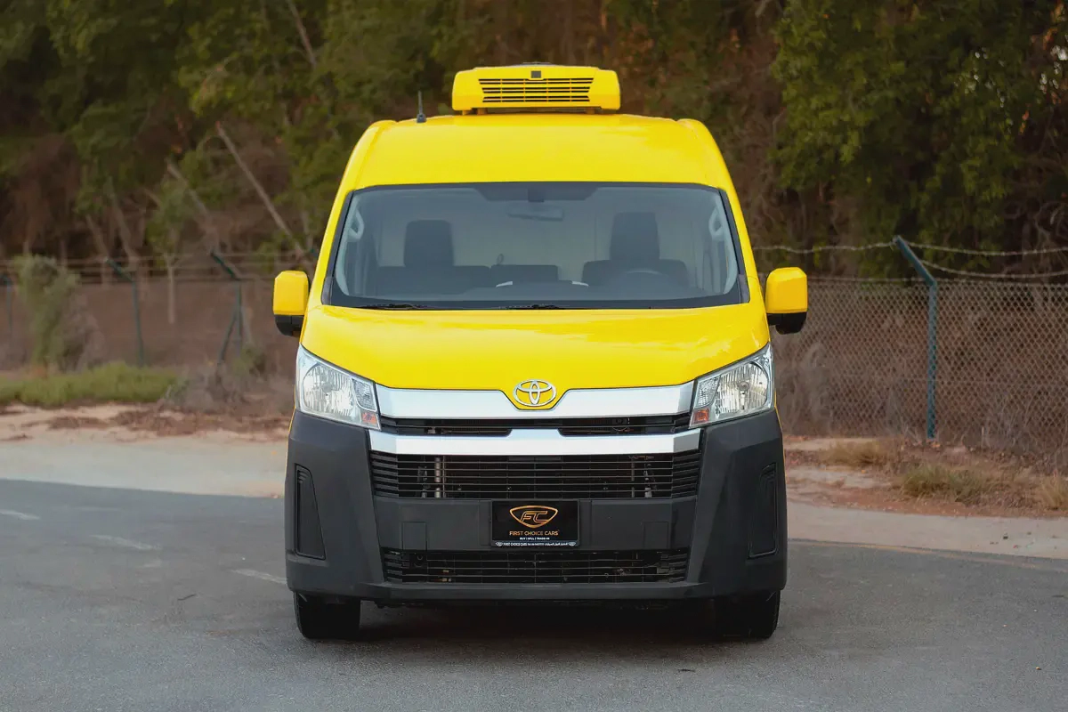 High Roof | Manual | Freezer Van | GCC Specs | Ref#T03388-4-4