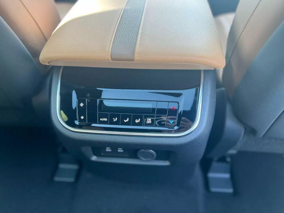 Nissan Patrol SE PLATINUM CITY SE PLATINUM-10-0
