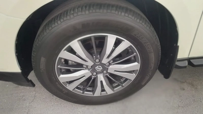 Nissan Pathfinder SV 2017 GCC Specs - Family SUV in Excellent Condition-18