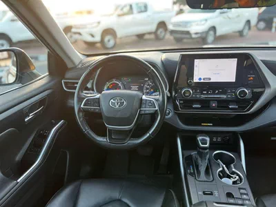 Toyota Highlander GLE HEV 2023 Toyota Highlander Hybrid Full Option - 2.5L V4 - AWD 4x4 - Rear Camera - Sunroof - Leather s-12