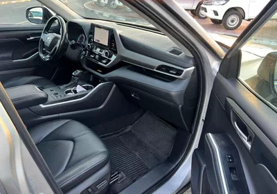 Toyota Highlander GLE HEV 2023 Toyota Highlander Hybrid Full Option - 2.5L V4 - AWD 4x4 - Rear Camera - Sunroof - Leather s-13