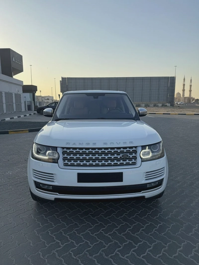 Land Rover vogue HSE GCC Oreginal paint excellent condition-0