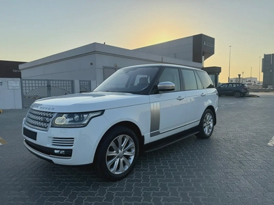 Land Rover vogue HSE GCC Oreginal paint excellent condition-2
