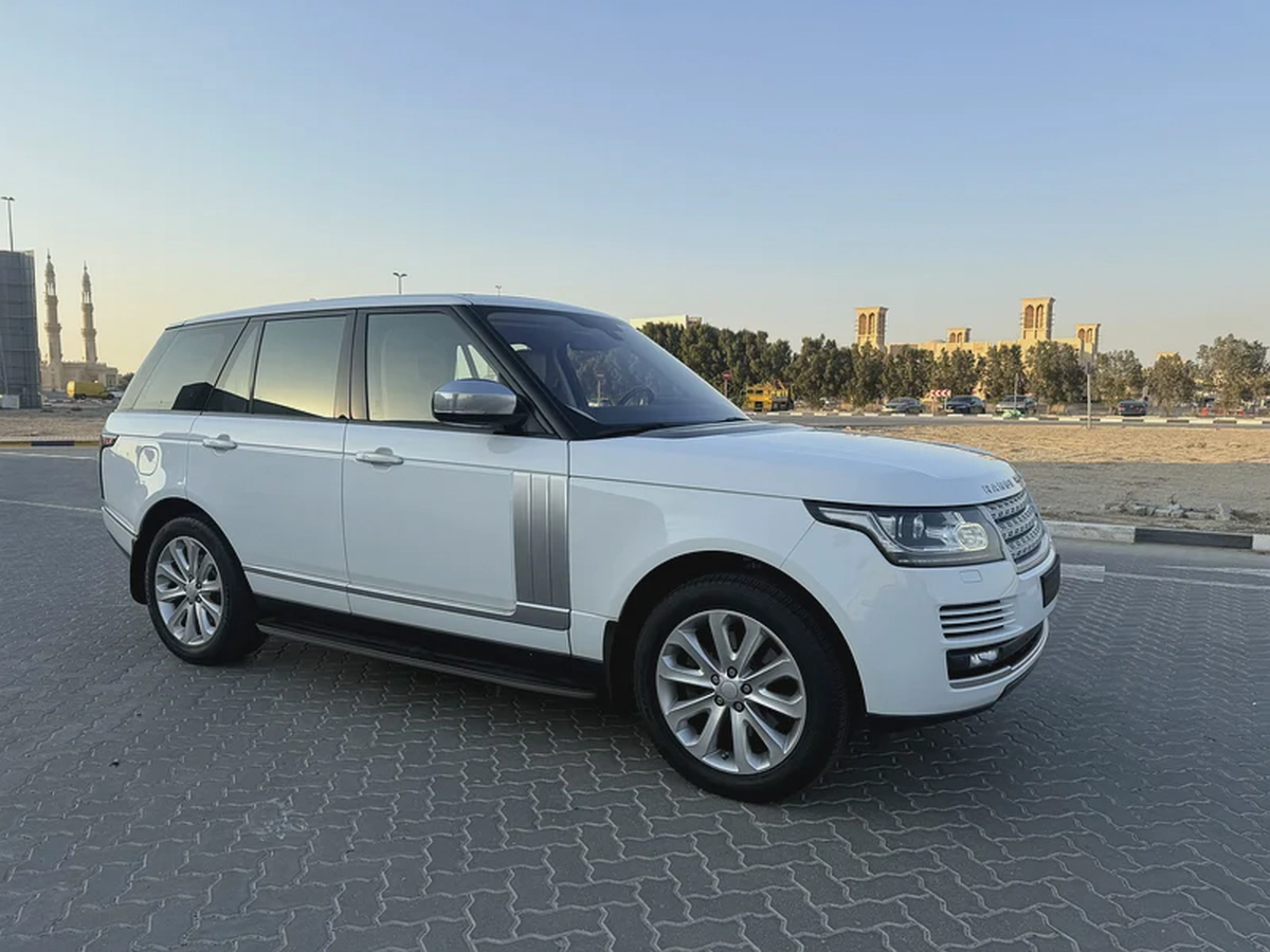 Land Rover vogue HSE GCC Oreginal paint excellent condition-1-1