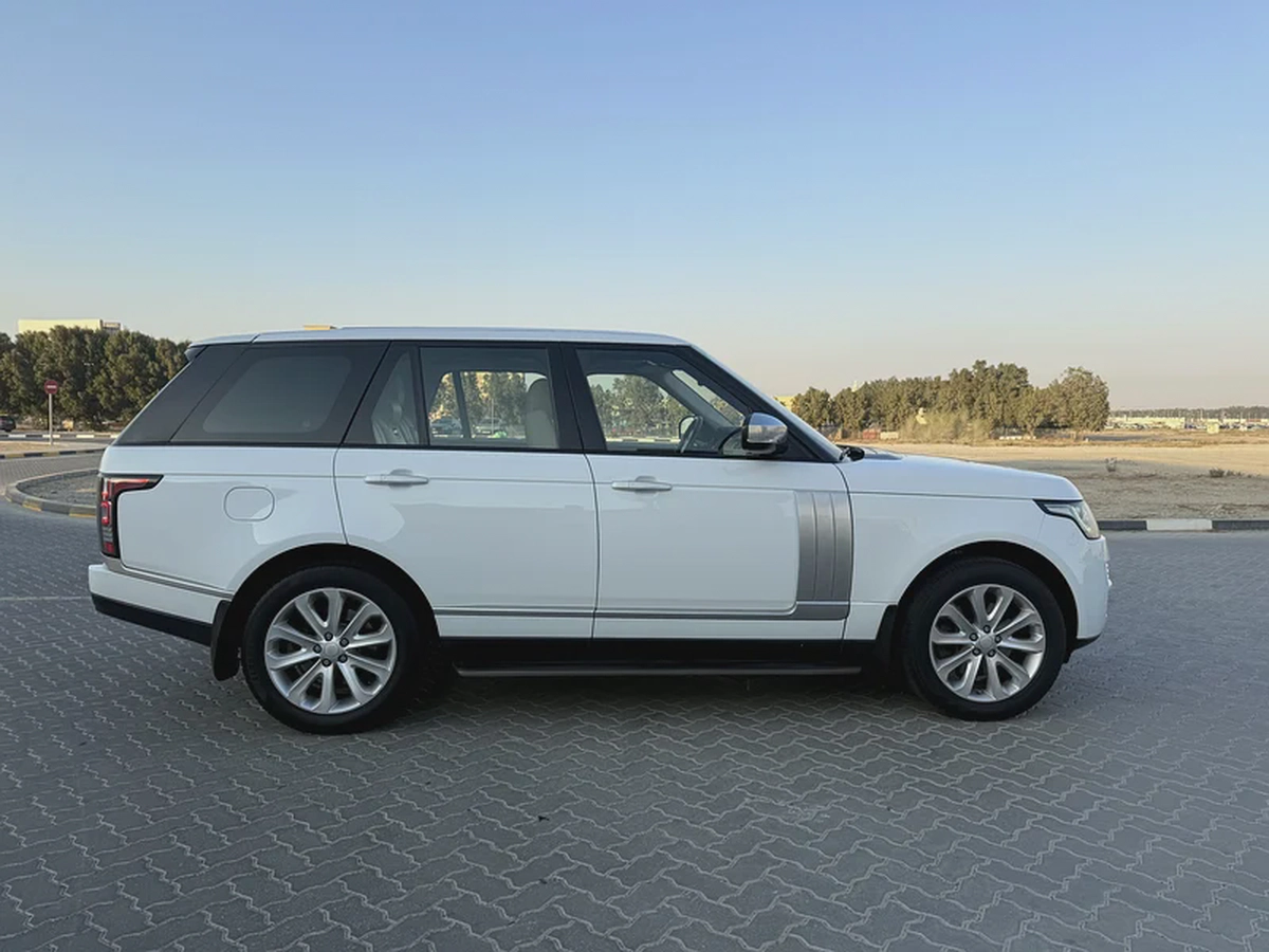 Land Rover vogue HSE GCC Oreginal paint excellent condition-3-3
