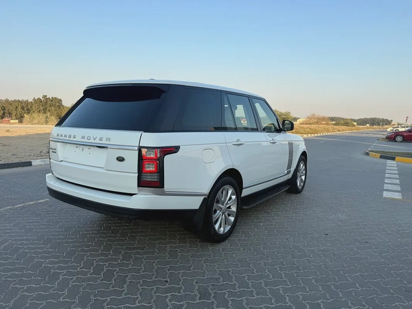 Land Rover vogue HSE GCC Oreginal paint excellent condition