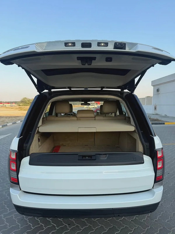 Land Rover vogue HSE GCC Oreginal paint excellent condition