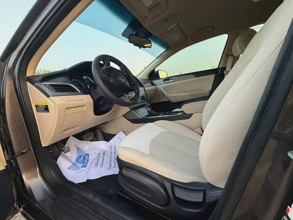 2015 Hyundai Sonata SE - American Specs - Reliable Sedan