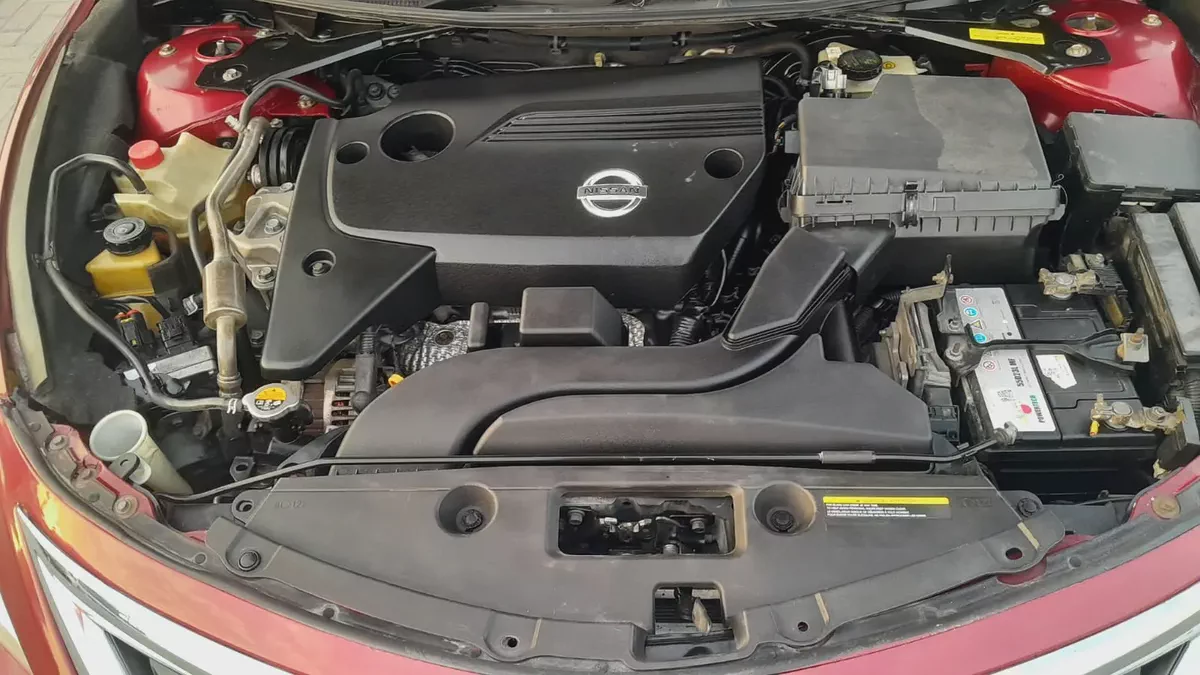 Nissan Altima S GCC | Model 2016 | Well Maintained | Ready to Drive Model: 2016 Mileage: 194,025 KMS-17-17