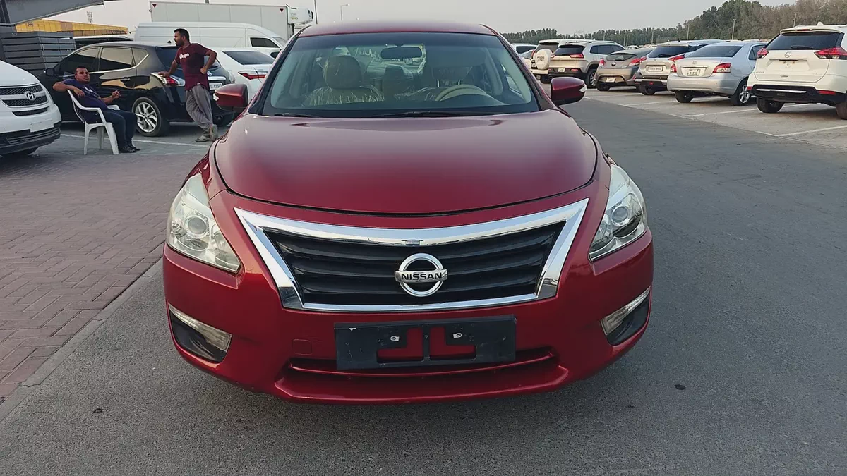 Nissan Altima S GCC | Model 2016 | Well Maintained | Ready to Drive Model: 2016 Mileage: 194,025 KMS-2-2