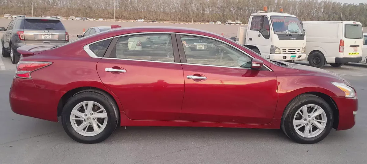 Nissan Altima S GCC | Model 2016 | Well Maintained | Ready to Drive Model: 2016 Mileage: 194,025 KMS-4-4