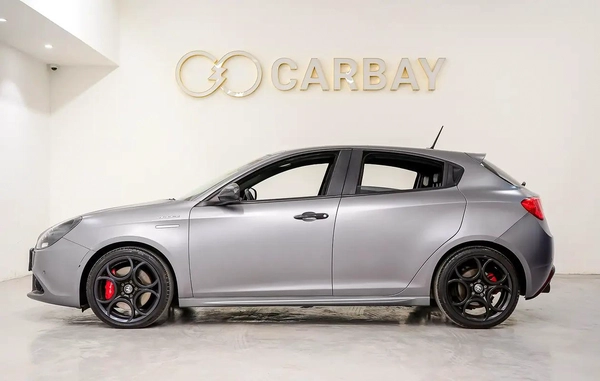 AED 548 PM | ALFA ROMEO GIULIETTA VELOCE 2021 | UNDER AGENCY WARRANTY JUNE 2026 | GCC