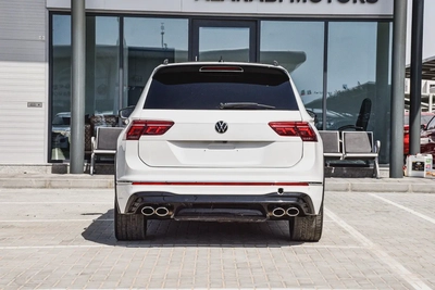 Volkswagen Tiguan R-Line 2021 - Korean Specs - GCC Ready-5