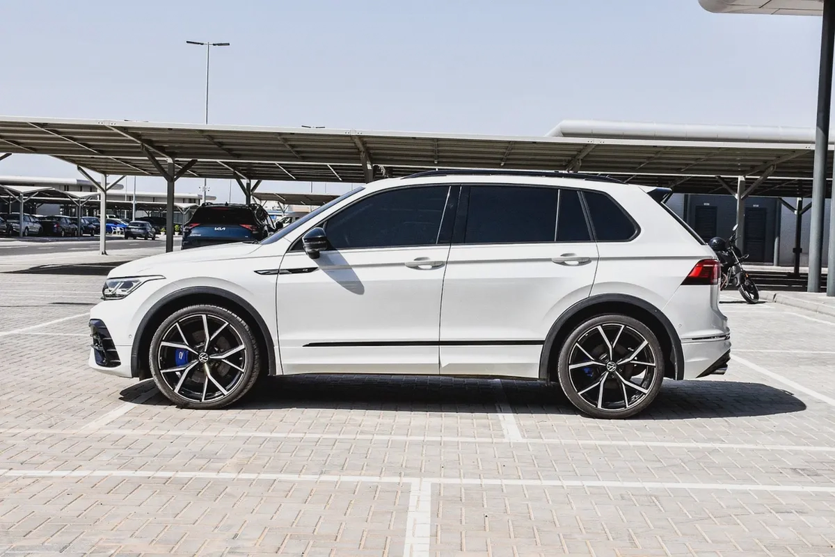 Volkswagen Tiguan R-Line 2021 - Korean Specs - GCC Ready-3-3
