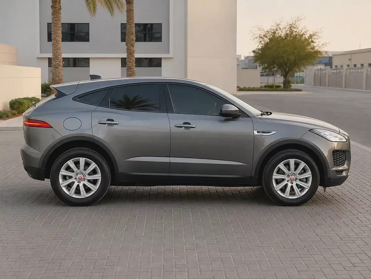 AED 640 EMI I P.M I UNDER WARRANTY I JAGUAR I E PACE | STANDARD | GCC|2.0L i4| 2020 | 0% DOWNPAYMENT-7-7