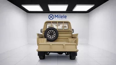 Toyota Land Cruiser Pickup 70 .-9