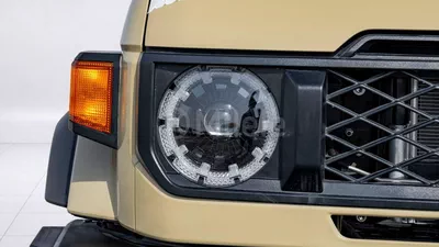 Toyota Land Cruiser Pickup 70 .-3