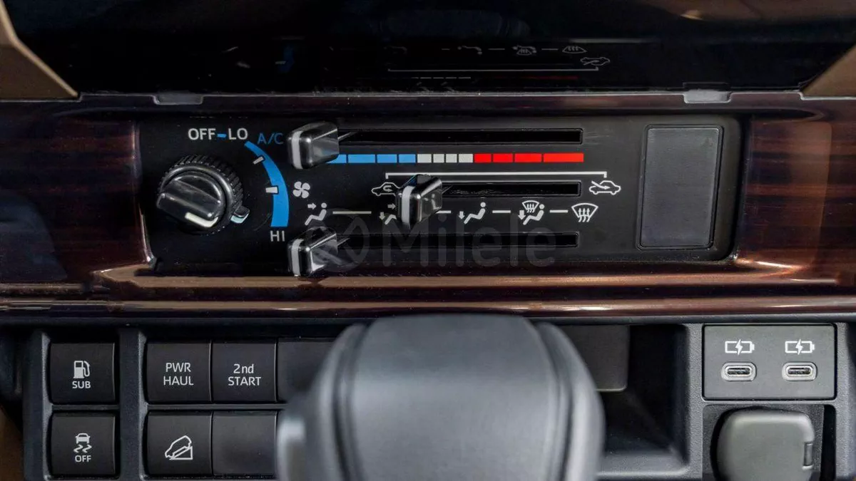 Toyota Land Cruiser Pickup 70 .-20-0