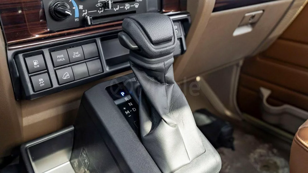 Toyota Land Cruiser Pickup 70 .-22-0