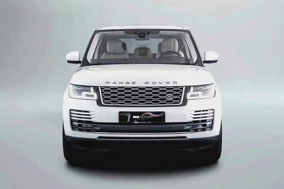 AED 3,172 / 60 months | 0% DP | 2019 Range Rover Vogue HSE Supercharged / Full Service History-2-2