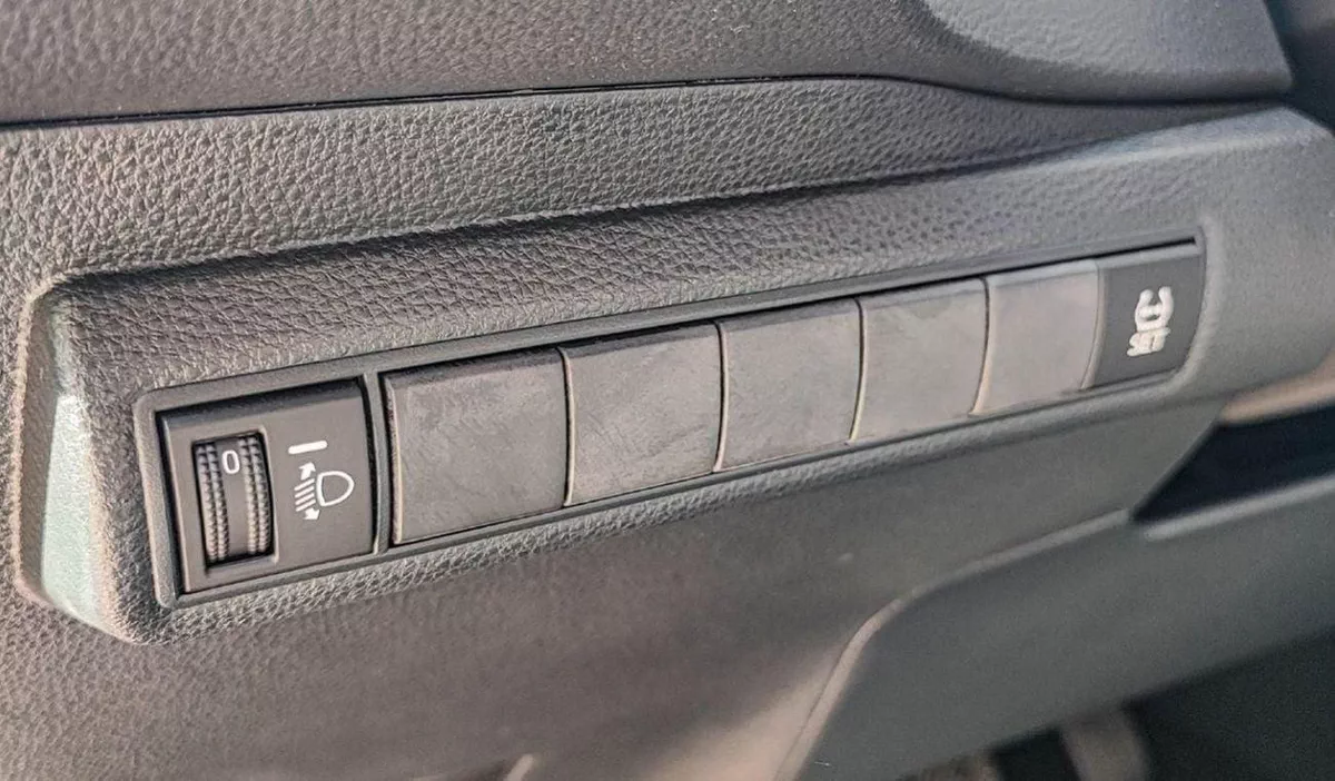Toyota Corolla XLI COROLLA 1.6L MED OPTION 2023-9-0
