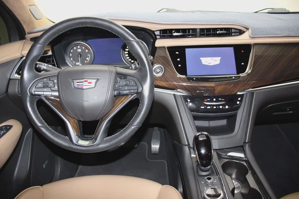 Cadillac XT6 Platinum 2023 GCC Specs