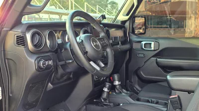 JEEP Wrangler Unlimited Sport (Grey)-6