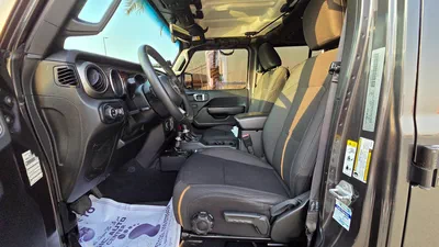 JEEP Wrangler Unlimited Sport (Grey)-7