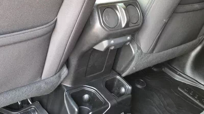 JEEP Wrangler Unlimited Sport (Grey)-17