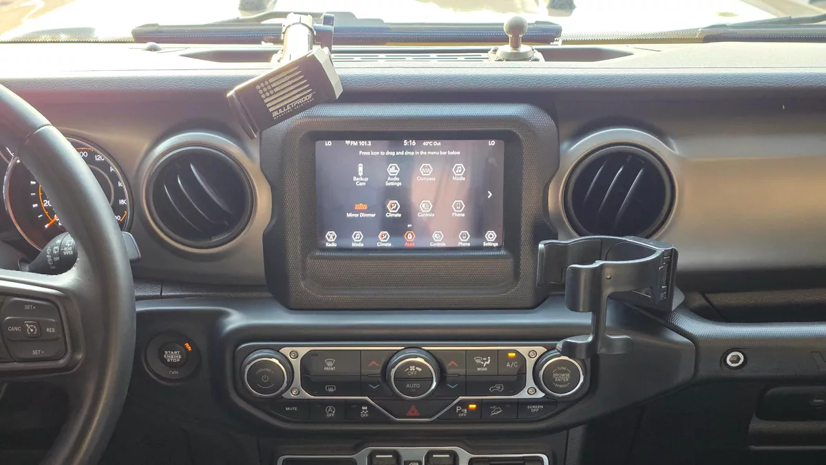 JEEP Wrangler Unlimited Sport (Grey)-11-11