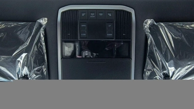 Toyota Land Cruiser GXR 4.0L-6