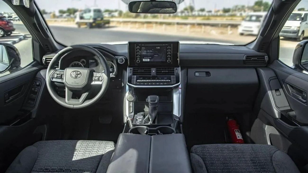 Toyota Land Cruiser GXR 4.0L-4-4