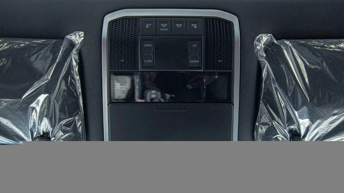 Toyota Land Cruiser GXR 4.0L-6-6