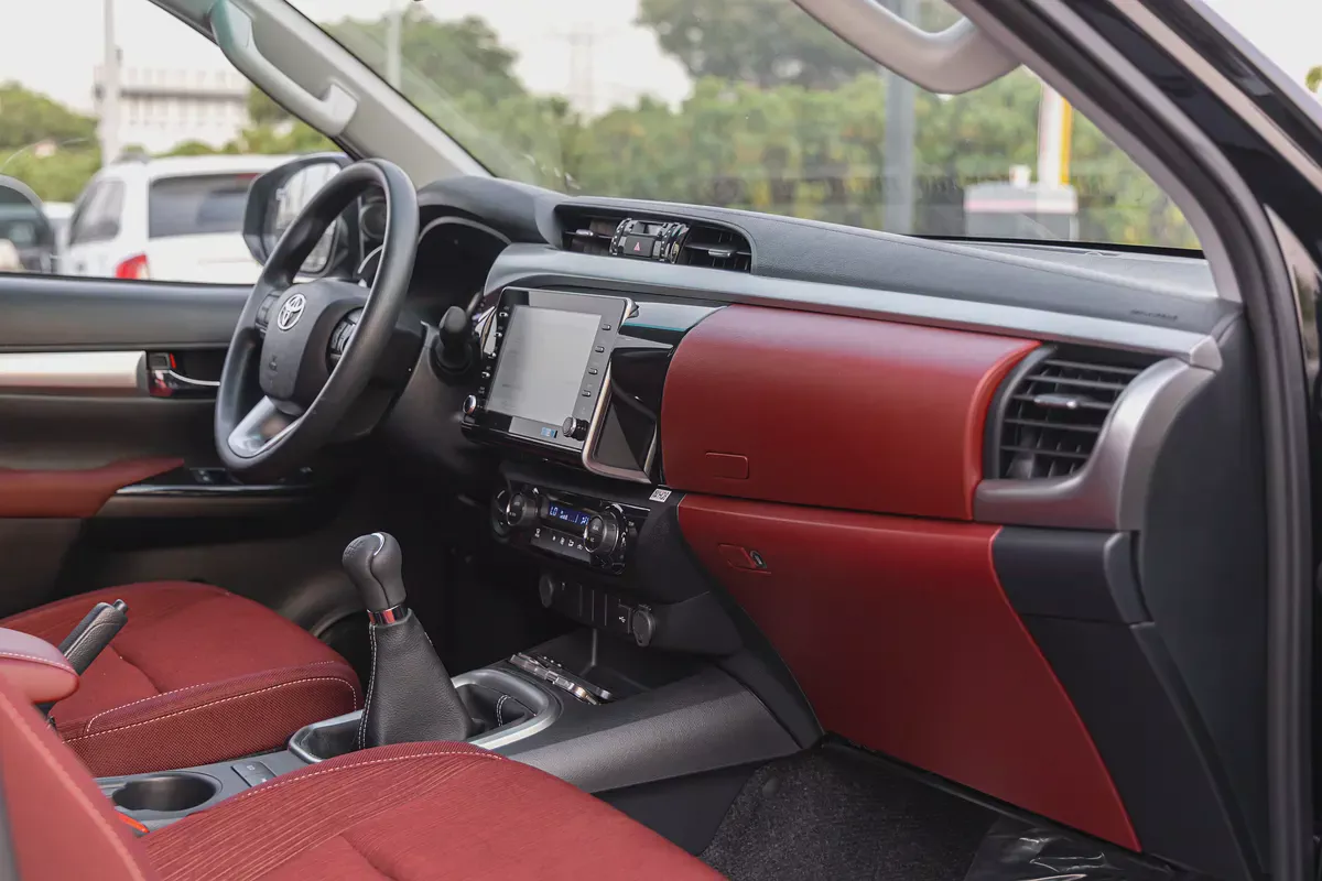 Toyota Hilux | Double Cab GLX | 2026 |GCC Specs | Brand New | EXPORT-17-17