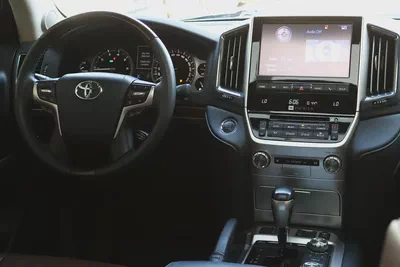 Toyota Land Cruiser VXR 2018 5.7 GCC Specs-15