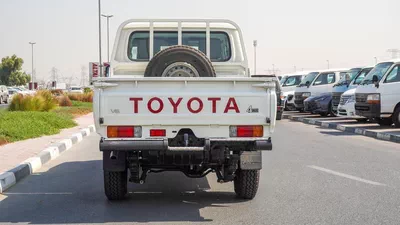 Toyota Land Cruiser Pick Up-24