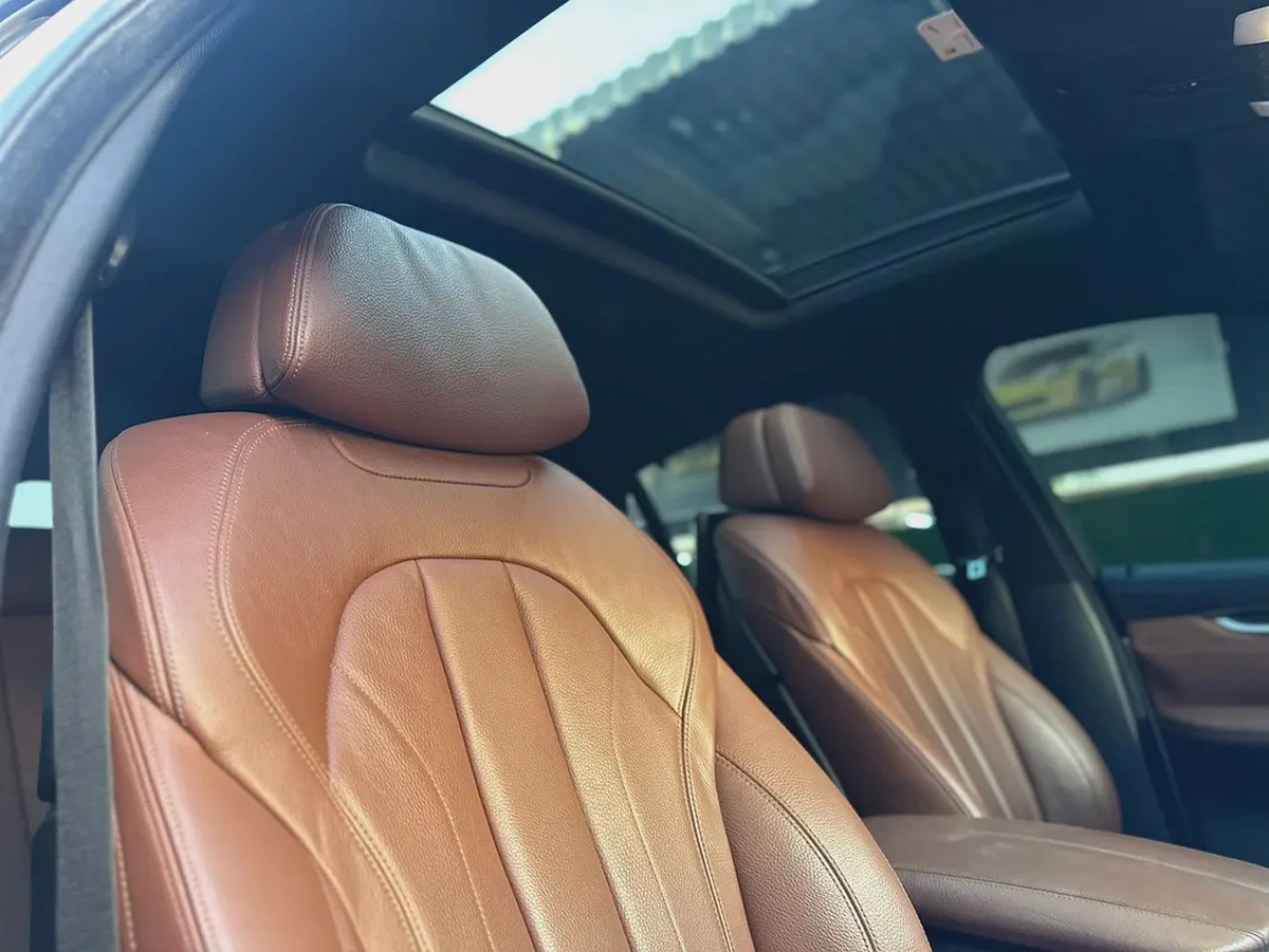 BMW X6 xDrive50i 2016 | GCC Specs | V8 TwinPower Turbo-9-9