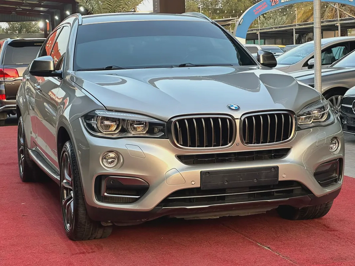 BMW X6 xDrive50i 2016 | GCC Specs | V8 TwinPower Turbo-4-4