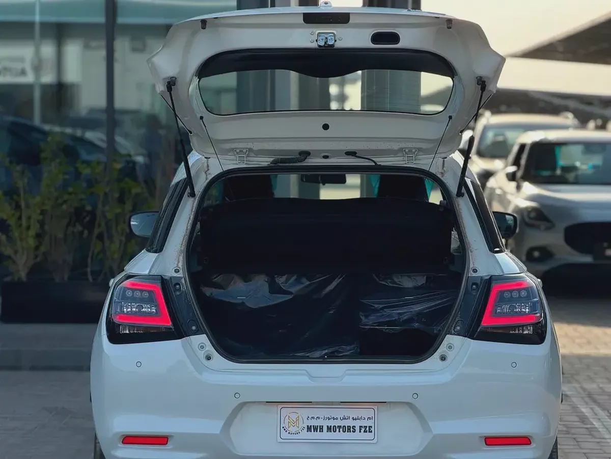 Brand New Suzuki Swift Hybrid GLX 2026 | GCC Specs |-5-5