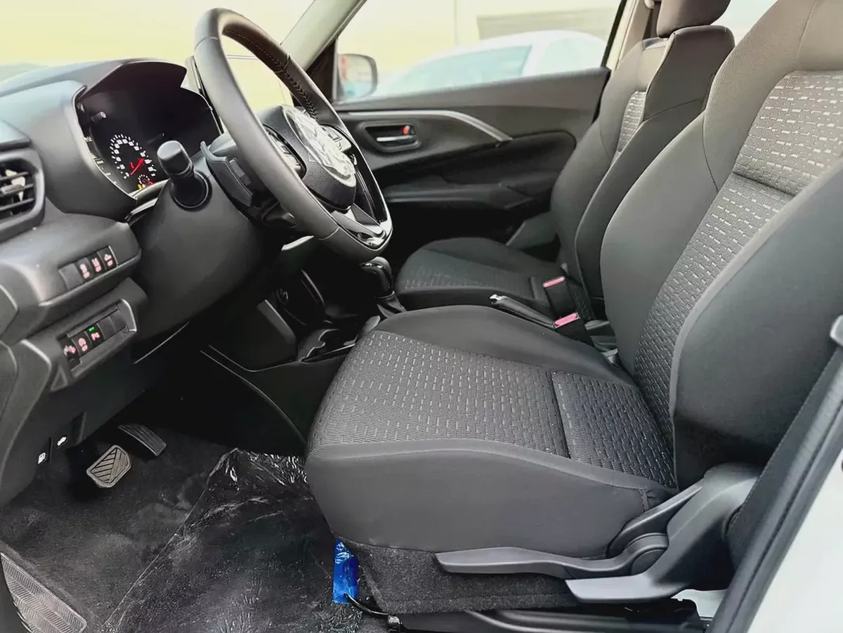 Brand New Suzuki Swift Hybrid GLX 2026 | GCC Specs |-8-8