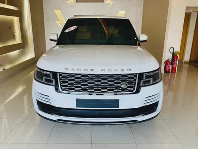 2018 Land Rover Range Rover Vogue | GCC Specs | V8 Excellent Condition-3