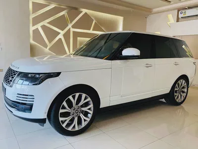 2018 Land Rover Range Rover Vogue | GCC Specs | V8 Excellent Condition-4