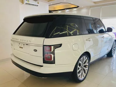 2018 Land Rover Range Rover Vogue | GCC Specs | V8 Excellent Condition-8