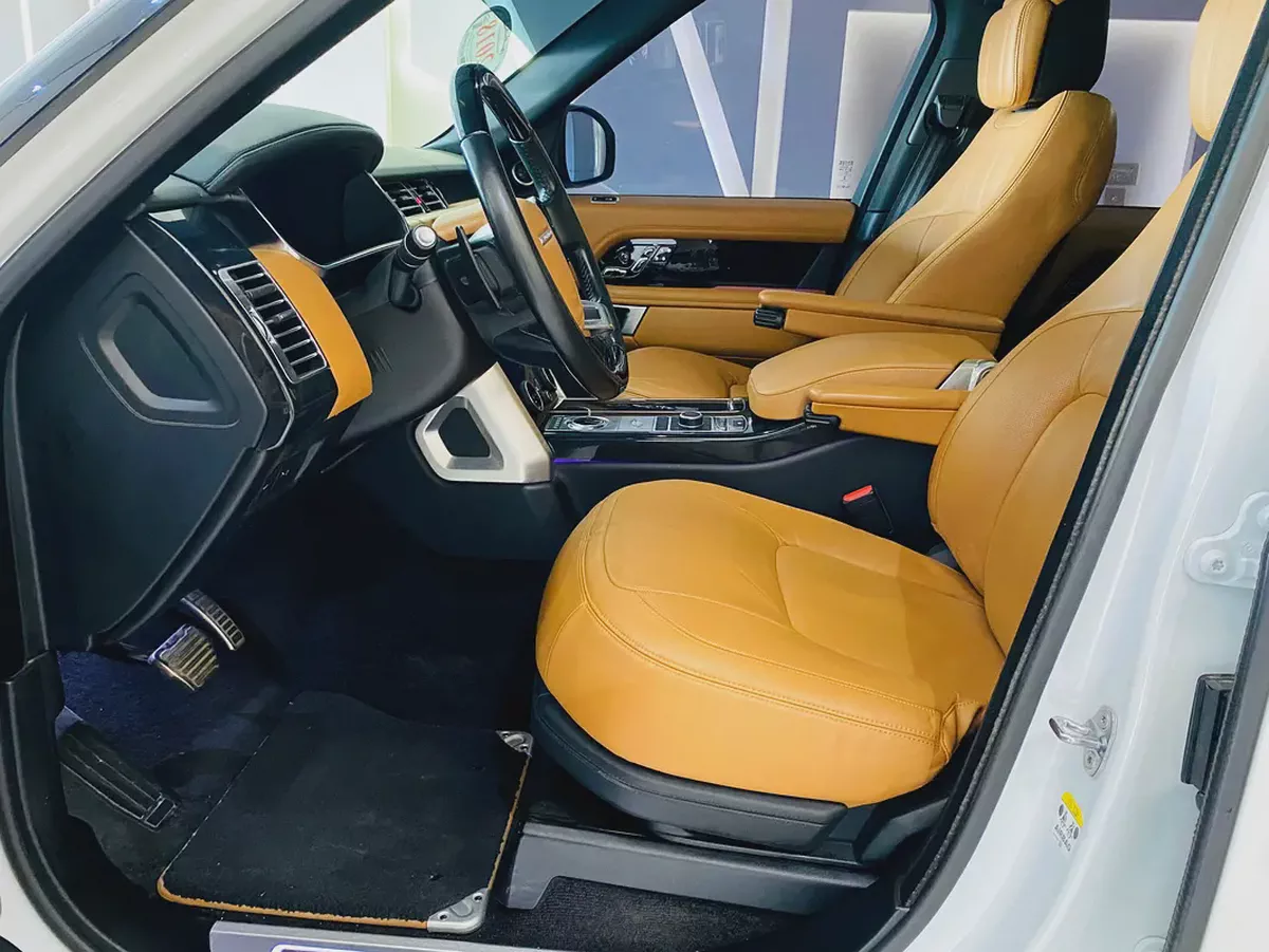 2018 Land Rover Range Rover Vogue | GCC Specs | V8 Excellent Condition-13-13