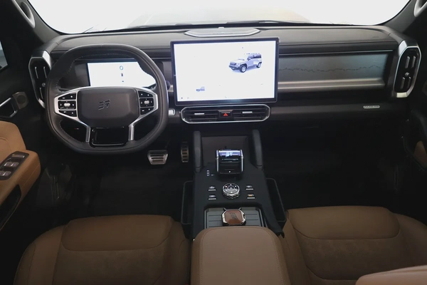 Jetour T2 Luxury Plus 2025 GCC Specs-17000km--Under warranty-Pristine condition