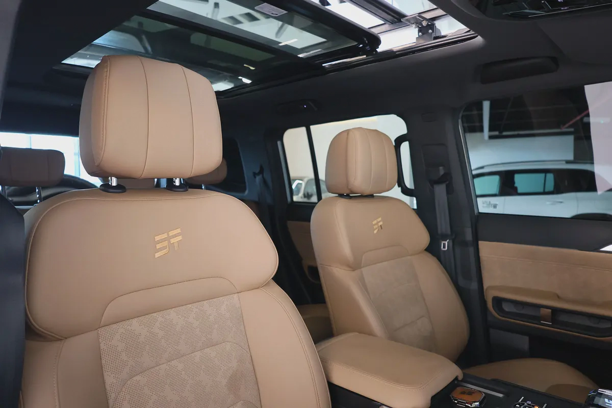Jetour T2 Luxury Plus 2025 GCC Specs-17000km--Under warranty-Pristine condition-15-15