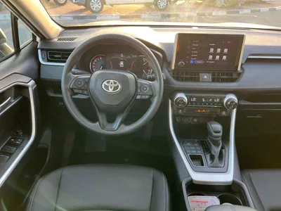 Toyota RAV4 XLE 2025 Toyota Rav4 Full Option 2.5L V4 - Rear Camera - Leather Seat - AWD 4x4 - Push Start-11