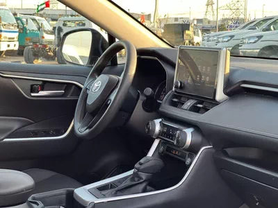 Toyota RAV4 XLE 2025 Toyota Rav4 Full Option 2.5L V4 - Rear Camera - Leather Seat - AWD 4x4 - Push Start-13