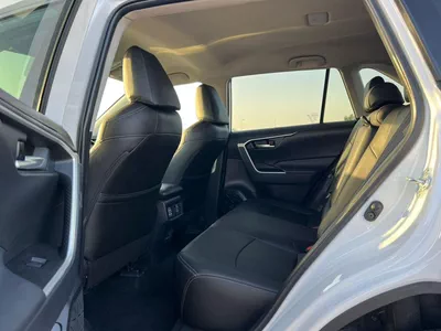 Toyota RAV4 XLE 2025 Toyota Rav4 Full Option 2.5L V4 - Rear Camera - Leather Seat - AWD 4x4 - Push Start-15